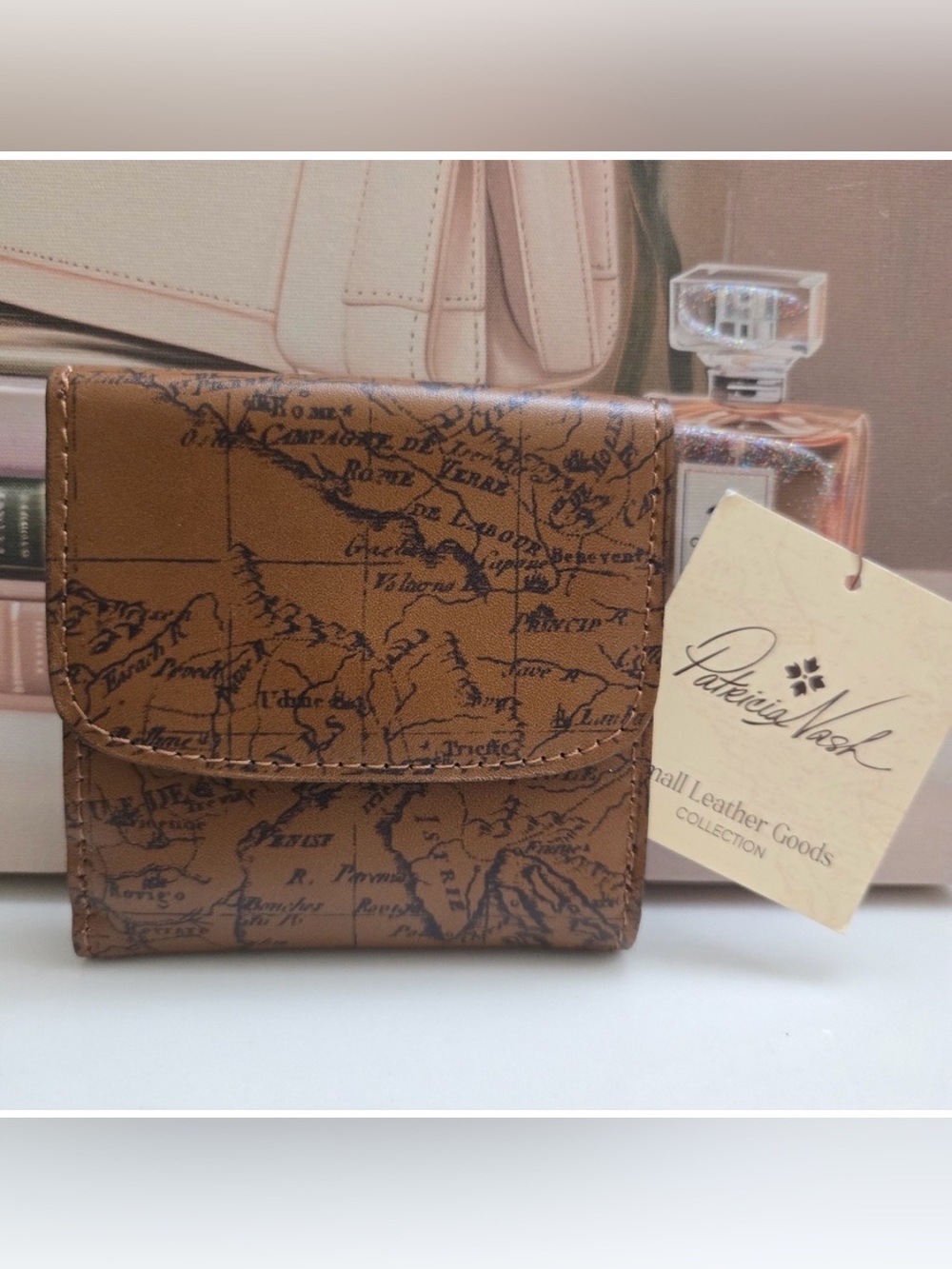 NWT Patricia Nash Brown Map Print Wallet NWT